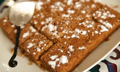 Gingerbread, Gingerbread, Ginger All The Way