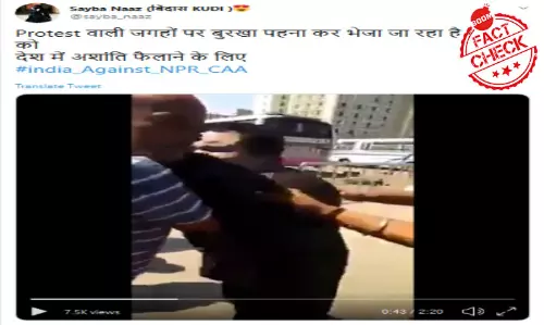 False: Man Wearing Burkha Caught While Trying To Disrupt Ant-CAA Protest