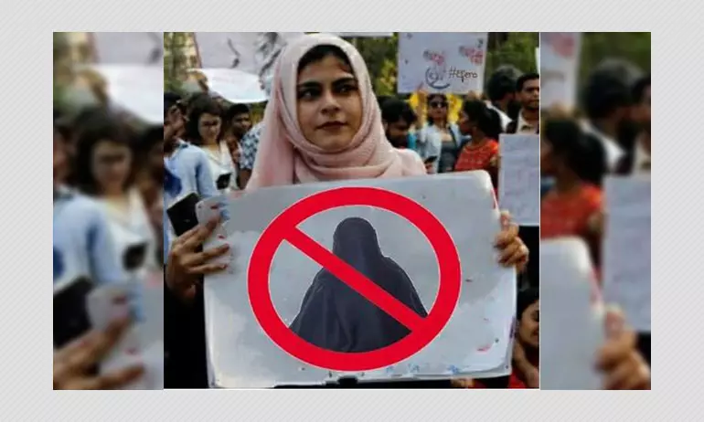 Did A Woman In Sri Lanka Hold A Placard In Support Of A Burqa Ban?