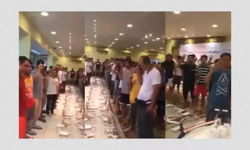 Video From Saudi Arabia Shared As Chinese People Converting To Islam