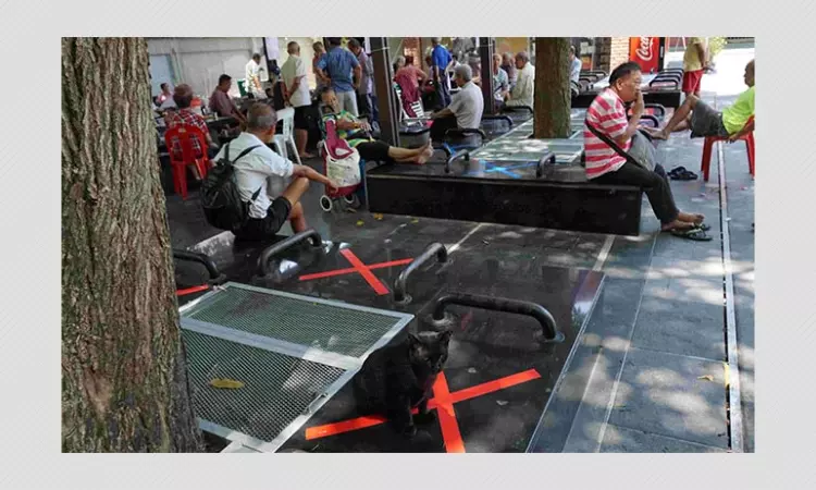 No, Singapore Is Not Fining Those Flouting Social Distancing Rules