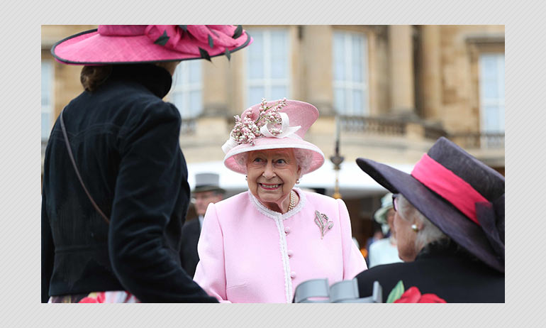 No, The Queen Did Not Test Positive For COVID-19 No, The Queen Did Not Test Positive For COVID-19