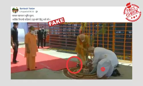 Facebook Posts Claiming PM Wore Footwear During Bhumi Pujan Are False