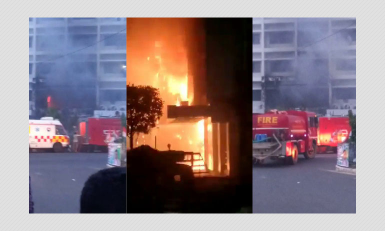 Fire At Coronavirus Facility In Vijayawada Hotel Claims 10 Lives Fire At Coronavirus Facility In Vijayawada Hotel Claims 10 Lives