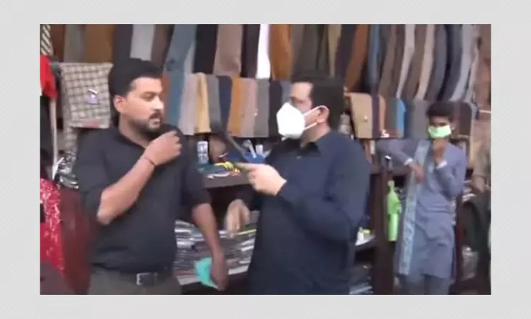 Did An Indian Health Minister Slap People For Not Wearing A Mask?