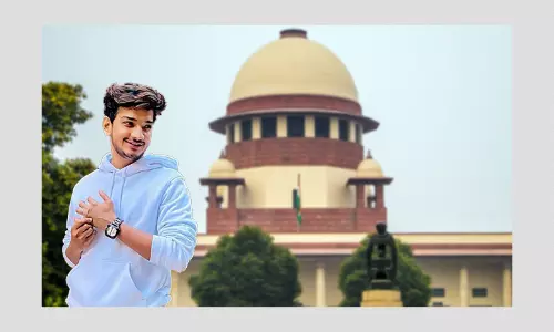 Supreme Court Interim Grants Bail To Stand-up Comic Munawar Faruqui