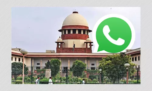 WhatsApps Privacy Policy: SC Issues Notice To Facebook, Centre
