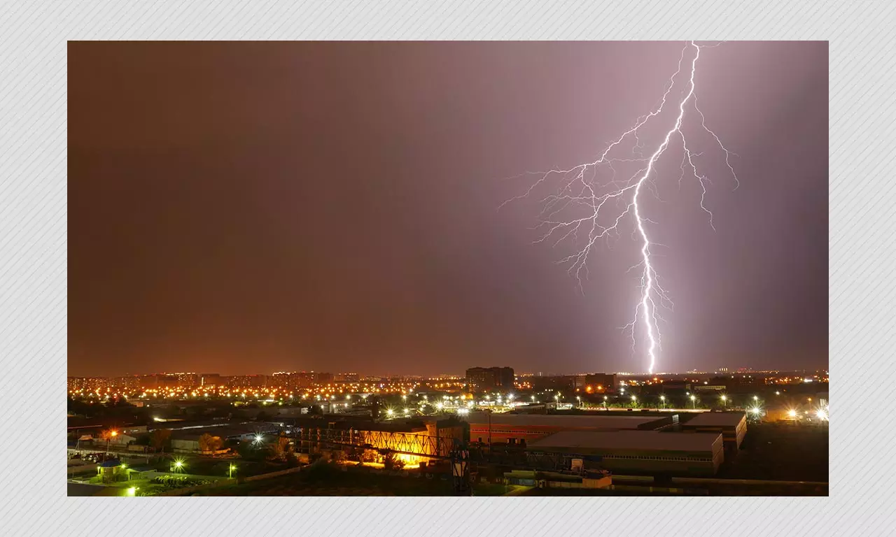Gurugram Lightning Strike: Dos and Donts During A Thunderstorm