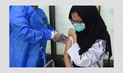 Netizens In Pakistan Share Debunked Myths About COVID-19