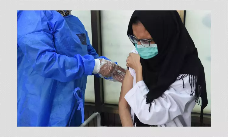 Netizens In Pakistan Share Debunked Myths About COVID-19