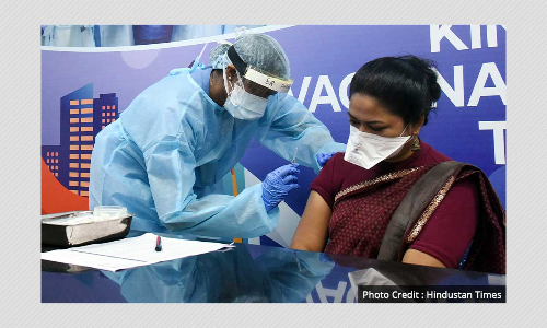 Does COVID-19 Vaccine Impact Womens Periods? What We Know