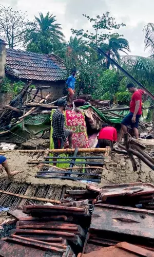 Cyclone Yaas Leaves Trail Of Destruction In West Bengal and Odisha After Making Landfall