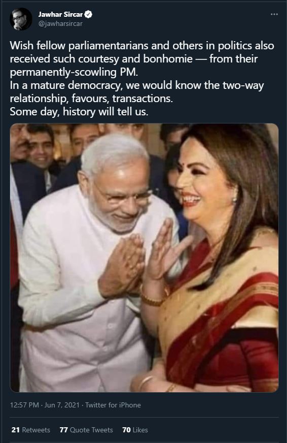 Nita Ambani Sex Vedio - Photo Of PM Modi Bowing To Nita Ambani Is Morphed | BOOM