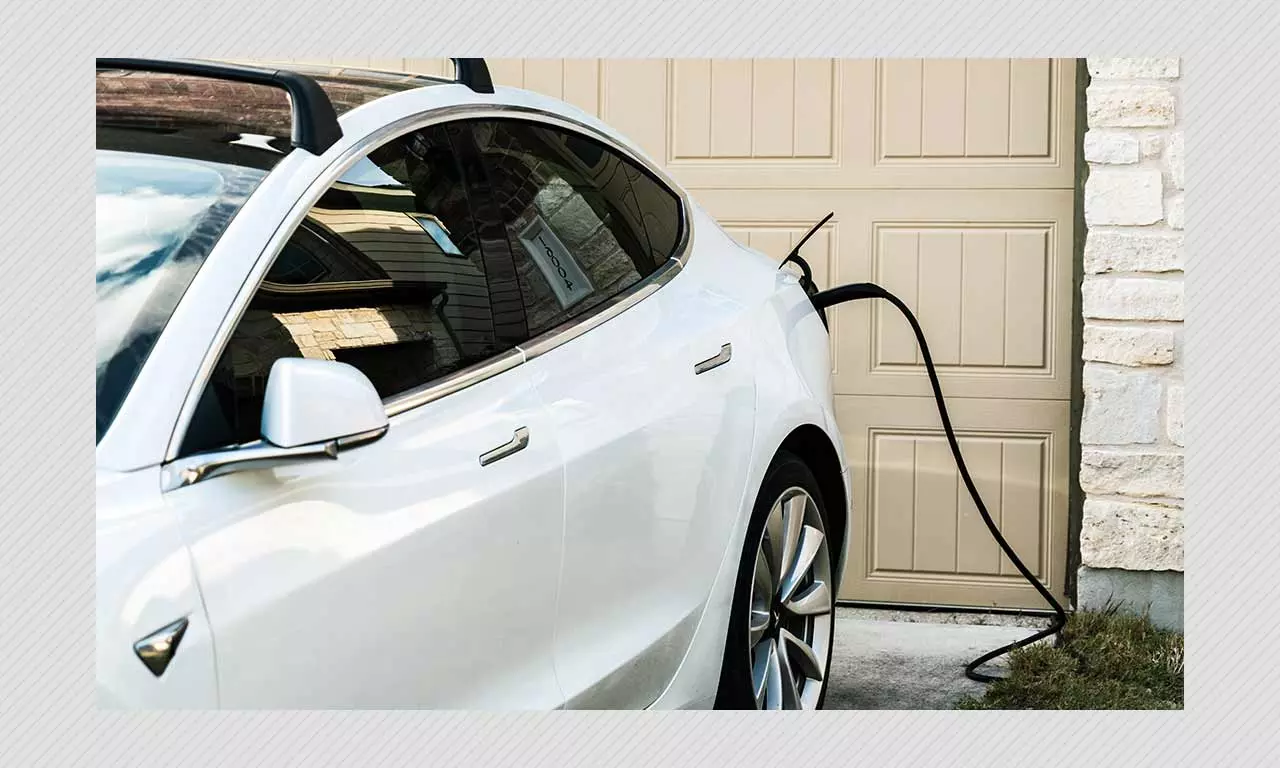 California Has Not Stopped Charging Of Electric Vehicles Due To Power Shortage