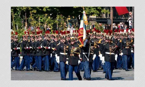 Emmanuel Macrons Security Detail Has Not Resigned Due To COVID-19 Bill