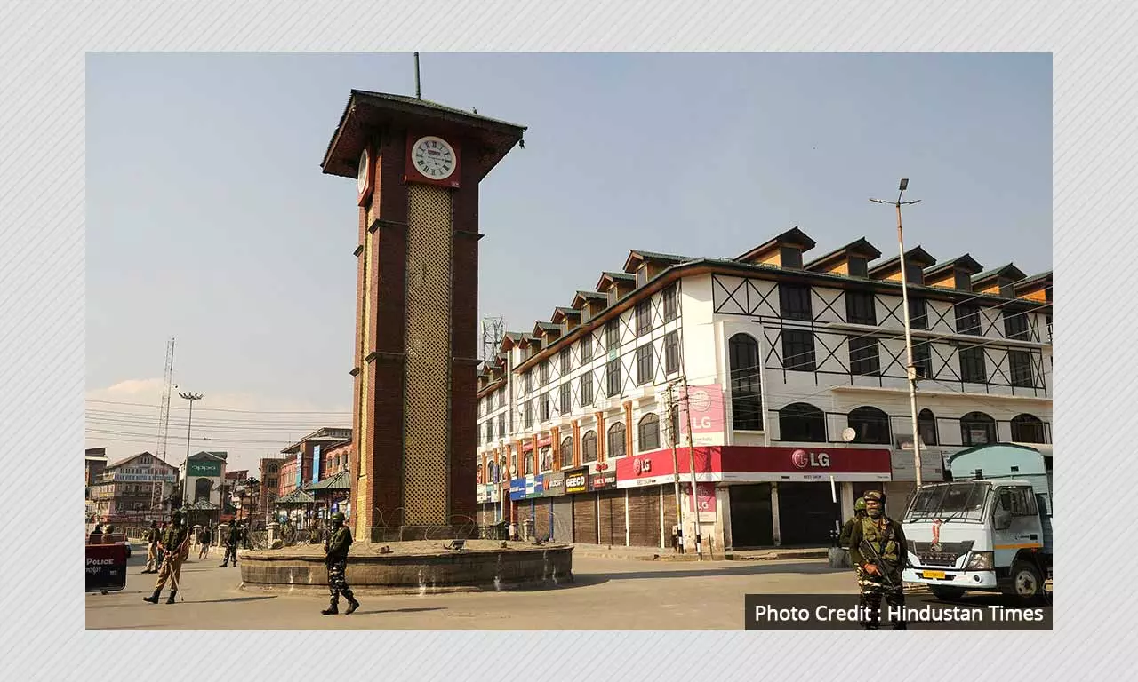 Report Hostile Kin Or Lose Job: Jammu & Kashmir Govt to Employees Report Hostile Kin Or Lose Job: Jammu & Kashmir Govt to Employees