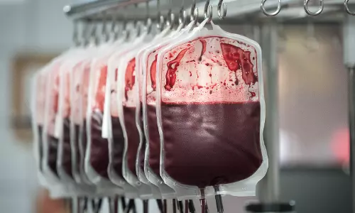 Covid-19 Vaccines Do Not Affect Blood Colour as Shown in Viral Claim