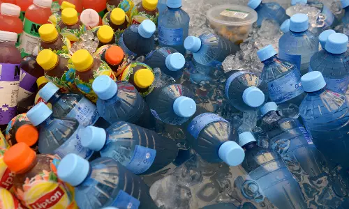 Iced Water Doesnt Cause Fat In Stomach As Claimed In This Viral Post