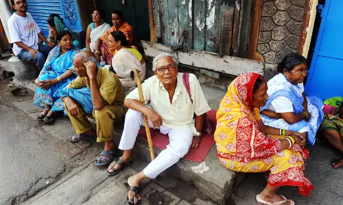 Rheumatic Diseases Not Linked To Taking Shower At Night, Experts Say