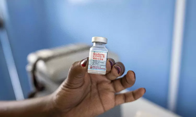 Citing Flawed Experiment, US Osteopath Says Covid-19 Vaccines are Dangerous