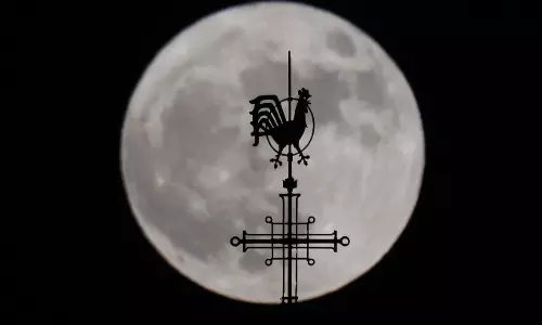 No Blue Moon This Halloween, NASA Debunks Fake Claim On Social Media