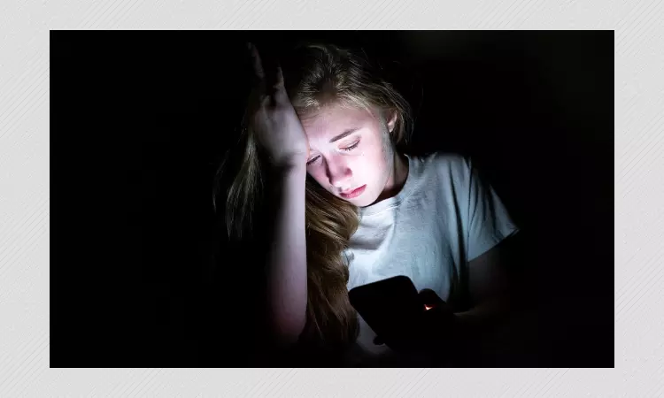 Has Social Media And Smartphones Led To People Lying More Often?