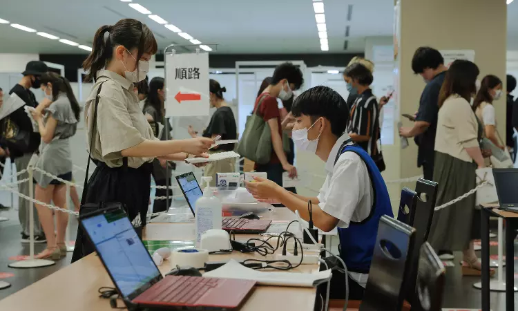 No, Japan Hasnt Started Giving Ivermectin Instead of Covid-19 Vaccines