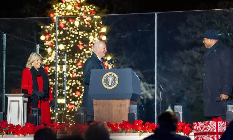 No, White House Is Not Marking Christmas With Holiday Trees