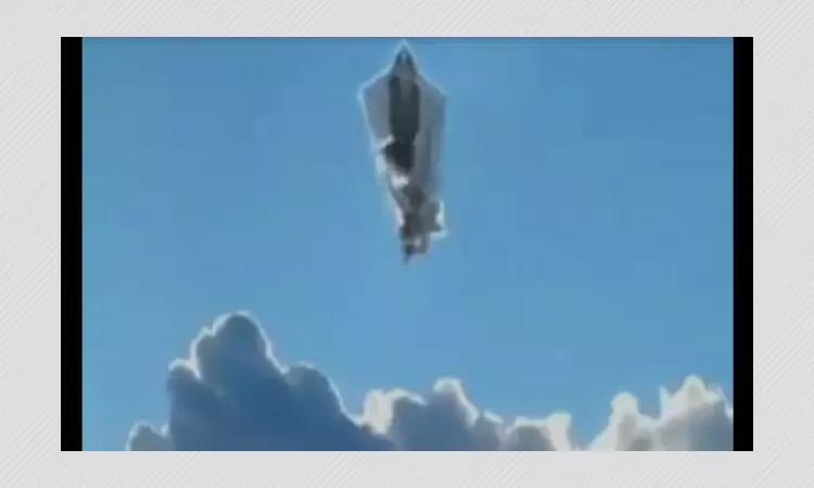 CGI Video Viral As Mysterious Creature Seen Over The Sky In Yemen