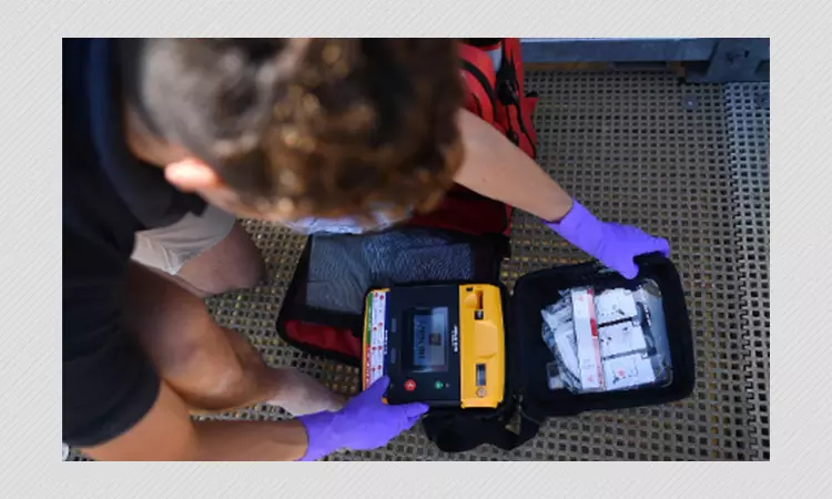 Purchase Of Nova Scotia Defibrillator In Canada Falsely Tied to COVID-19