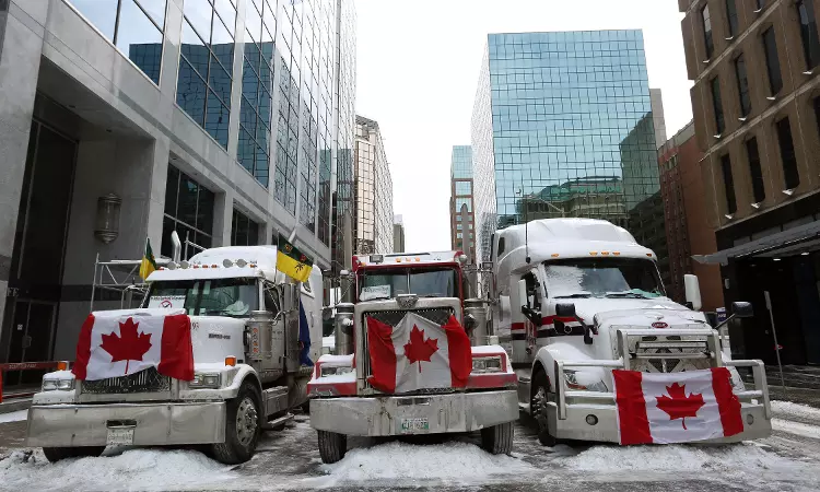 This Aerial Convoy Photo Is Not From 2022 Canada Trucker Protest