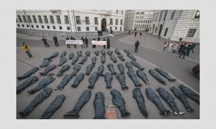 Video Of Climate Protest In Austria Passed Off As Fake Covid-19 Victim