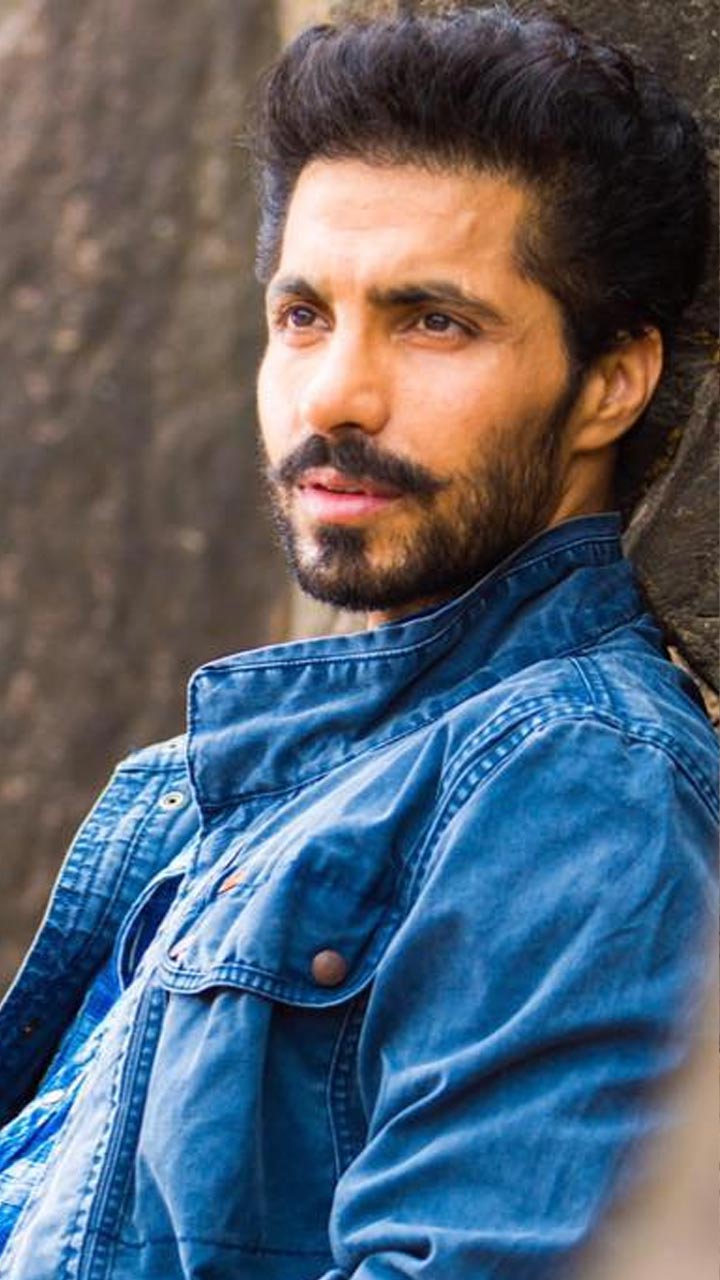 Actor Deep Sidhu, Accused In Republic Day Violence Case, Dies In An Accident | BOOM Actor Deep Sidhu, Accused In Republic Day Violence Case, Dies In An Accident | BOOM