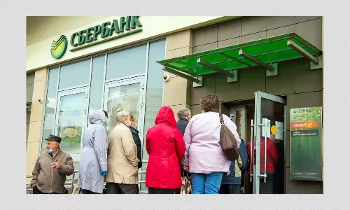 Ordinary Russians Reeling Under Economic Sanctions Post Ukraine Invasion