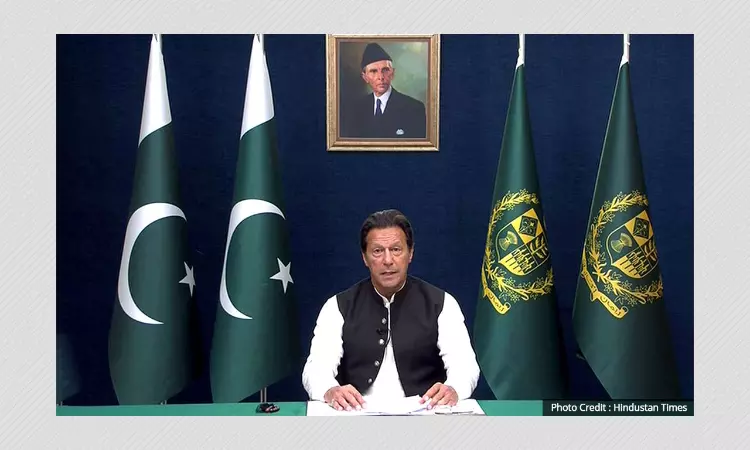 Explained: Imran Khans Leadership Hanging By A Thread In Pakistan