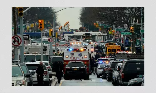Unrelated Video Shared As Panicked Tourists After New York Subway Shooting