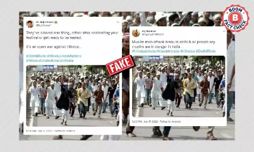 Old Photo From Lucknow Falsely Shared As Delhi Communal Violence