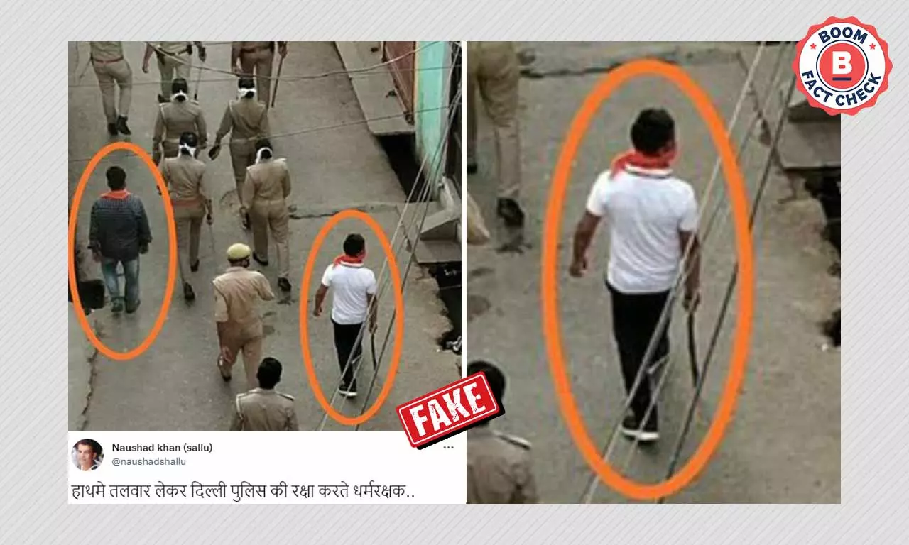 Old Photo From UP Falsely Shared As Delhi Police Escorting Hindu Mob
