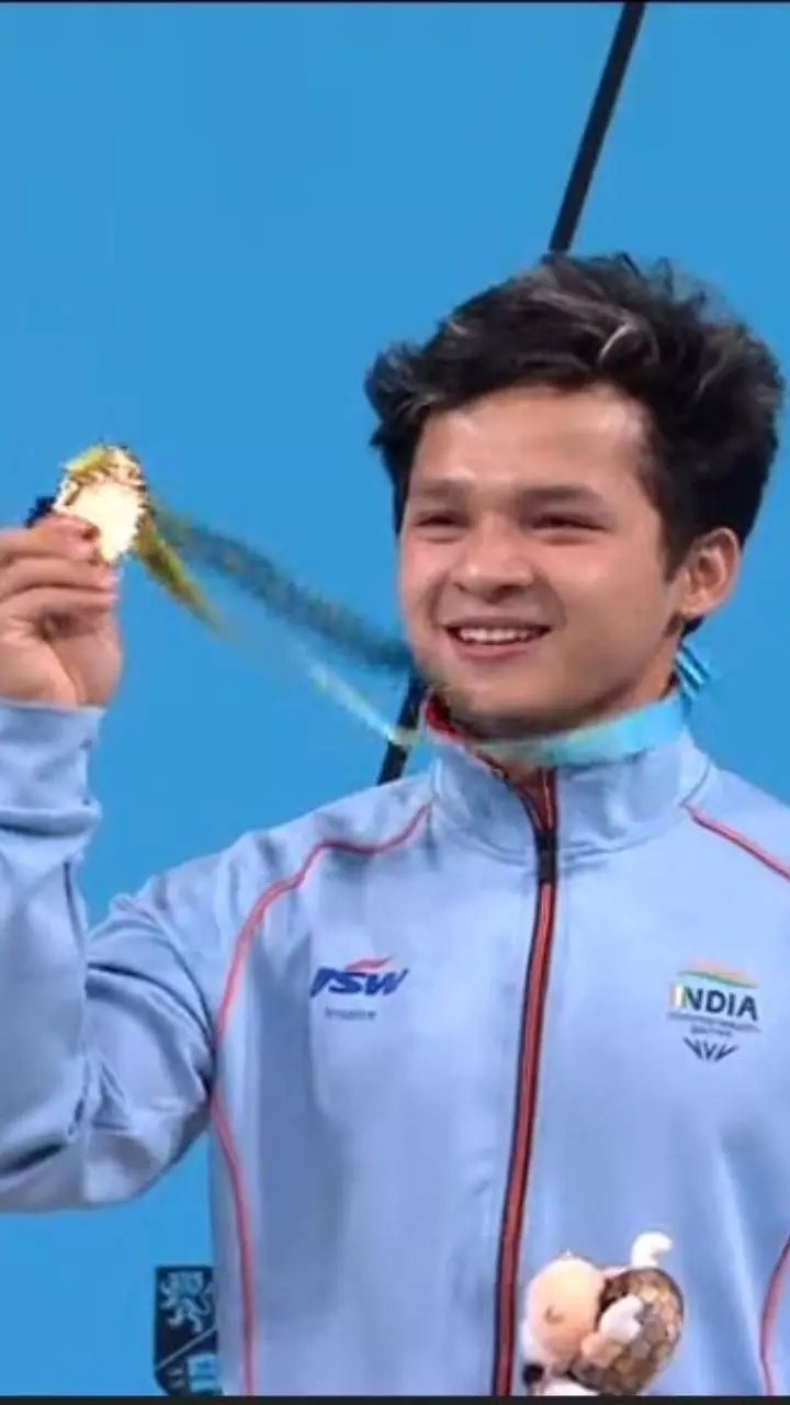 Jeremy Lalrinnunga Wins Second Gold For India In Mens 67kg Weightlifting Category