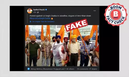 Photo Of Laal Singh Chaddha Supporters Viral As Sikhs Against Aamir Khan