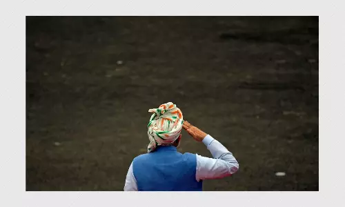 An Independence Day Ritual: Narendra Modis Turban All These Years