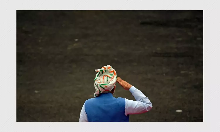 An Independence Day Ritual: Narendra Modis Turban All These Years