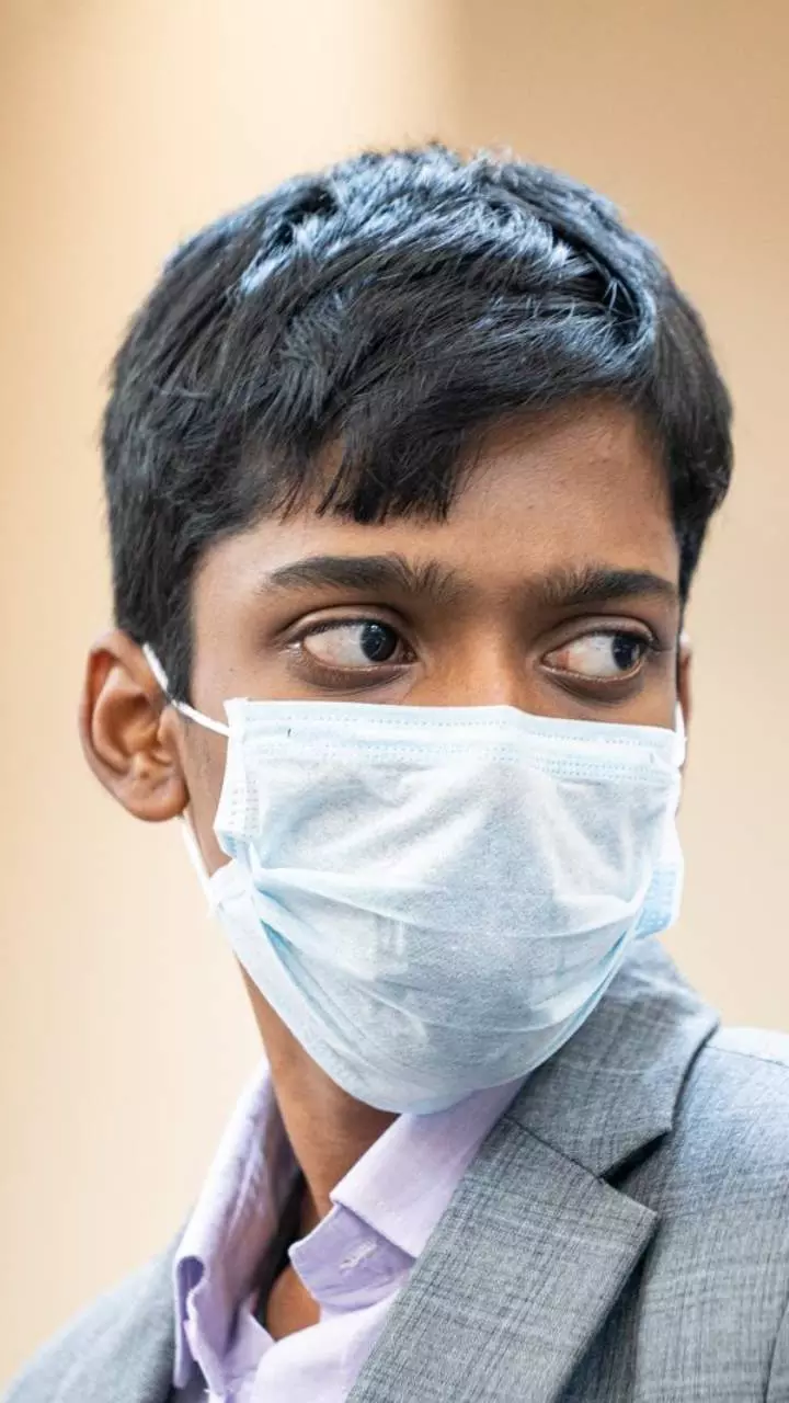 Praggnanandhaa Beats World Champion Magnus Carlsen In FTX Crypto Cup