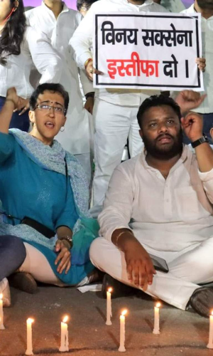 AAP, BJP Conduct Overnight Protests Ahead Of Confidence Vote In Delhis Legislative Assembly