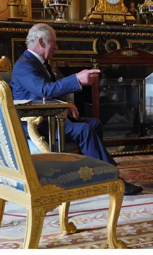 Queen Elizabeth Death: Royal Family Gathers To pay Respects, Charles Gears For New Role