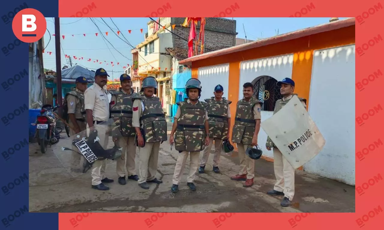 Over 700 police personnels were deployed to control the crowd of over 15,000 people gathered from the nearby villages. Over 700 police personnels were deployed to control the crowd of over 15,000 people gathered from the nearby villages.