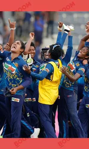 Sri Lankan Womens Cricket Team Break Into Dance Number As They Beat Pakistan By One Run To Reach Asia Cup Finals