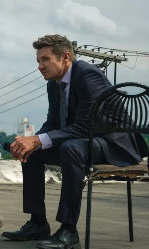 Jeremy Renner Shares First Photo After Accident, Thanks Fans For Support