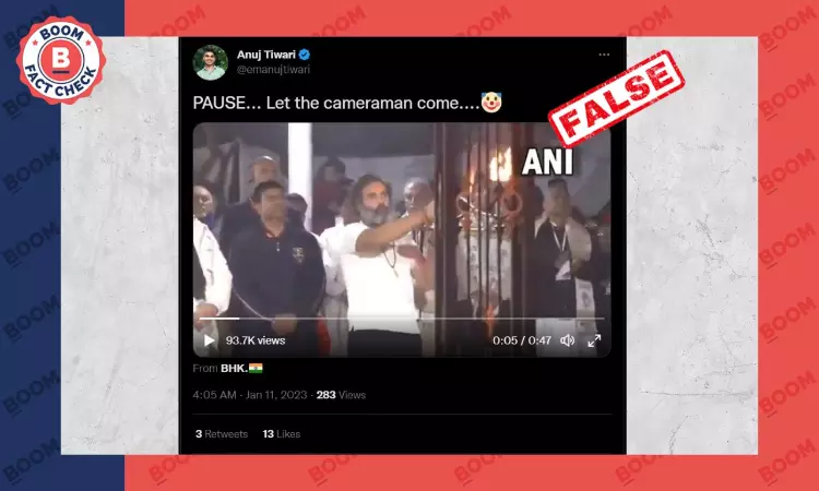 Clipped Video Of Rahul Gandhi Pausing During Aarti Viral With False Claim