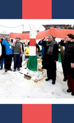 Bharat Jodo Yatra Ends With Closing Ceremony In Snow-Covered Srinagar